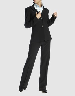 CARACTERE - ENSEMBLES - Tailleurs sur YOOX.COM
