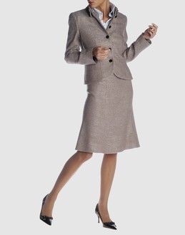 EMPORIO ARMANI - ENSEMBLES - Tailleurs sur YOOX.COM