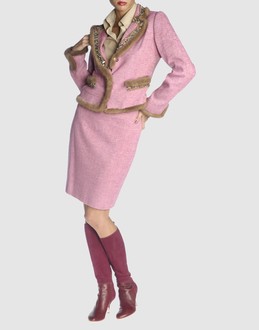 BLUMARINE - ENSEMBLES - Tailleurs sur YOOX.COM