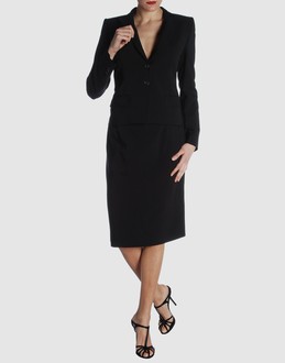 Confronta prezzi Prada completi tailleur su yoox.com