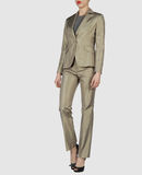 Comparez les prix Nina - ensembles - tailleurs sur yoox.com