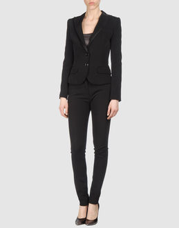 DG Womens suits Item 40111057 DG Womens suits Item 40111057