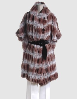 Pelzm�ntel - F�R - - EMPORIO ARMANI -