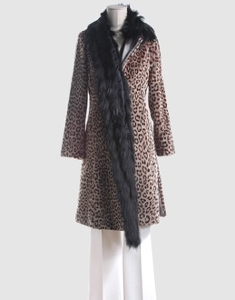 Pelzm�ntel - F�R - - EMPORIO ARMANI -