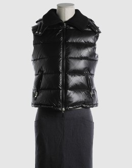 WHO*S WHO BASIC - MANTEAUX - Doudounes sur YOOX.COM