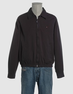 TOMMY HILFIGER - �����Y - �A�E�^�[/�㒅 - �u���]�� on YOOX.COM 