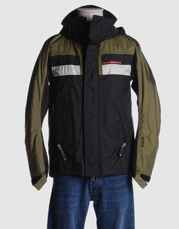 PRADA SPORT - �����Y - �A�E�^�[/�㒅 - �W���P�b�g on YOOX.COM 