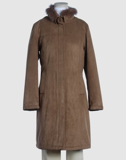 Ecological leather - Fox fur - Hooded neckline - Two pockets - Snap-button, zip fly closure - Lined interior -