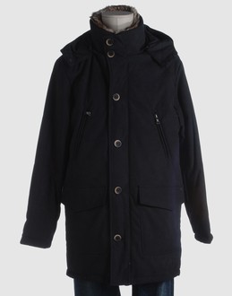 Fur - Techno fabric - Hooded neckline - Four pockets - One internal jacket pocket - Button, zip fly closure - Padded interior - Stitch detailing - Shoe-string laces - Logo details -
