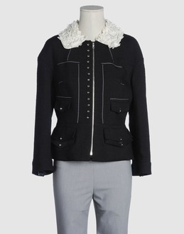 Cloth - Multipockets - Zip closure - Lined interior - Ruches detailing - Contrast stitched detailing - Pleated detailing -
