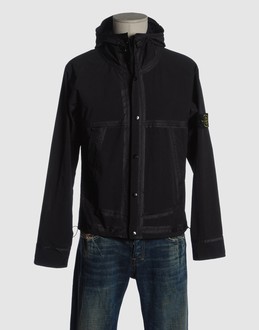 STONE ISLAND CAPISPALLA Giubbotti su YOOX.COM