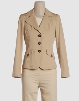 Confronta prezzi Weekend max mara capispalla giacche su yoox.com