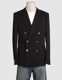 Wool voile - Three pockets - One internal jacket pocket - Double-breasted closure - Centred rear vent - Lined interior - Stitched trimmed -