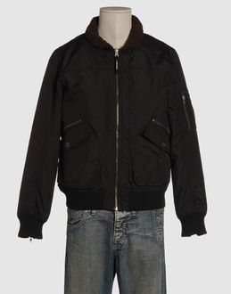Confronta prezzi Woolrich capispalla giubbotti su yoox.com