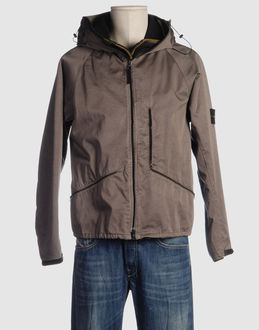 Confronta prezzi Stone island capispalla giubbotti su yoox.com