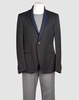 SARTORIA SAN MARTINO - MANTEAUX - Vestes - sur YOOX.COM-Tissu bayadère Poignets avec boutons Trois poches avant Deux poches internes 1 bouton Fente centrale dans le dos Intérieur doublé Pinces Manches longues Tissu bayadère Tissé 100% laine