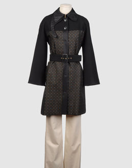 Twill Jacquard Steppnaht Sichtnaht Druckknopfverschluss Taille mit Gürtel Zwei Taschen Lange Ärmel Raglanärmel Innen Gefüttert Twill Jacquard Gewebt...