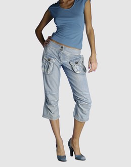 ISA D - JEANS - Pantalons jeans sur YOOX.COM