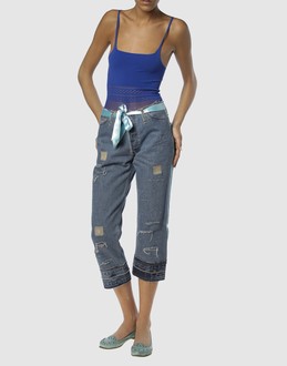 FERMEZ LA BOUCHE by VANESSA DEL SOLE - JEANS - Pantalons jeans sur YOOX.COM