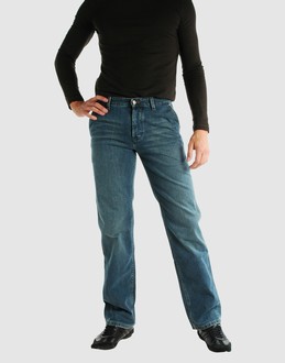 WRANGLER - JEANS - Pantalons jeans sur YOOX.COM