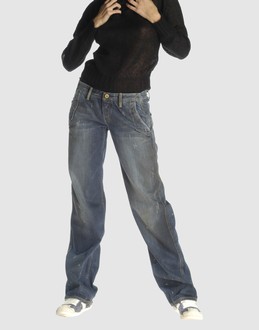 DIESEL - JEANS - Pantalons jeans - SUR YOOX.COM