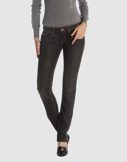 Denim cotton - Stretch - Low waisted - Button, zip fly closure - Five pockets - Straight leg cut - Contrast stitched detailing - Rear logo - Slashed detailing -
