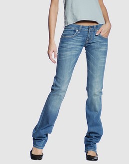 MOSCHINO JEANS JEANS Pantaloni jeans su YOOX.COM