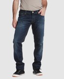 HTC JEANS Pantaloni jeans su YOOXCOM