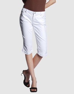 Confronta prezzi Cnc costume national jeans pantaloni jeans su yoox.com