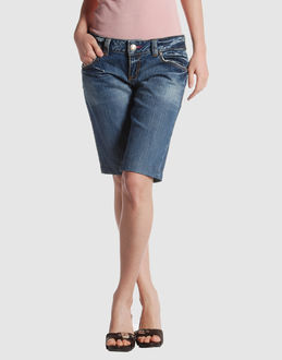 Confronta prezzi Limited edition jeans pantaloni jeans su yoox.com