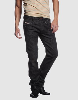 Confronta prezzi Diesel jeans pantaloni jeans su yoox.com