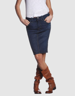 Confronta prezzi Diesel jeans gonne jeans su yoox.com