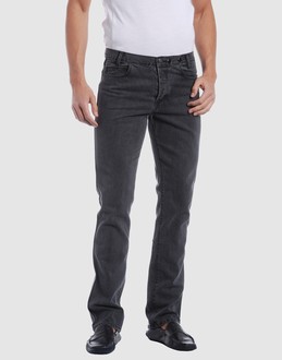 SURFACE TO AIR JEANS Pantaloni jeans su YOOX.COM