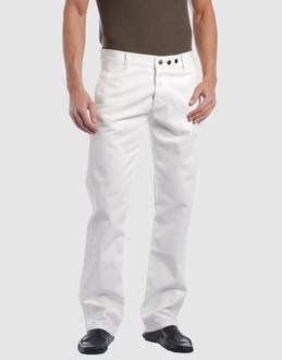 SURFACE TO AIR JEANS Pantaloni jeans su YOOX.COM
