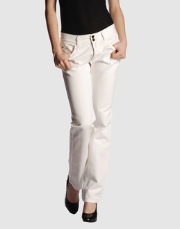 Confronta prezzi Surface to air jeans pantaloni jeans su yoox.com