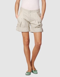 Confronta prezzi Diesel jeans pantaloni jeans su yoox.com