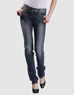 PEACHOO+KREJBERG JEANS Pantaloni jeans su YOOX.COM