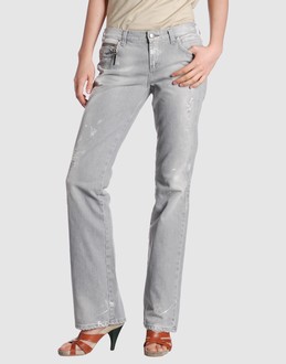 CNC COSTUME NATIONAL JEANS Pantaloni jeans su YOOX.COM