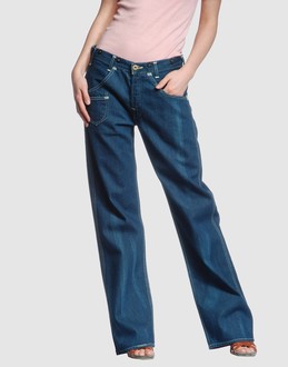 LEVI'S RED - Women - DENIM - Jeans on YOOX.COM