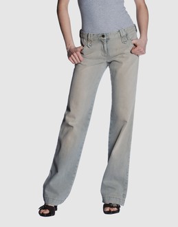 ARMANI JEANS JEANS Pantaloni jeans su YOOX.COM