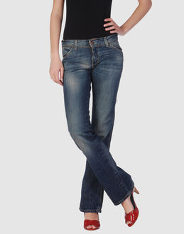 WRANGLER JEANS Pantaloni jeans su YOOX.COM