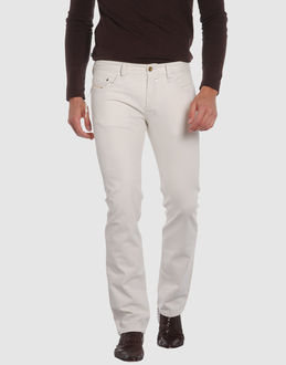 Confronta prezzi Diesel jeans pantaloni jeans su yoox.com