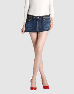 Confronta prezzi Htc jeans gonne jeans su yoox.com