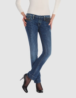 Confronta prezzi Diesel jeans pantaloni jeans su yoox.com