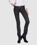 WE ARE REPLAY - Jeans