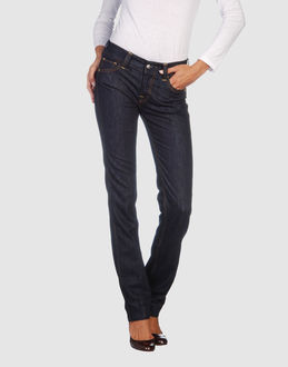 Confronta prezzi Htc jeans pantaloni jeans su yoox.com