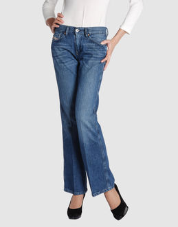 Confronta prezzi Diesel jeans pantaloni jeans su yoox.com