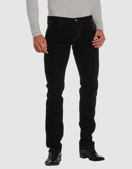 Confronta prezzi Cnc costume national jeans pantaloni jeans su yoox.com