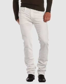 Confronta prezzi Diesel jeans pantaloni jeans su yoox.com