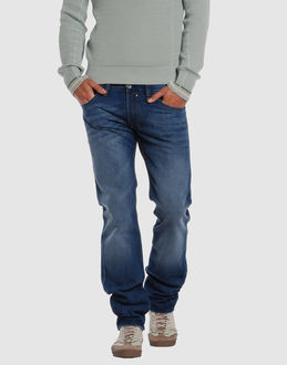 Confronta prezzi Diesel jeans pantaloni jeans su yoox.com